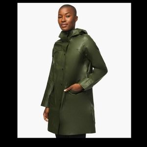 Lululemon 🍋 Into the Drizzle NWT